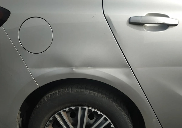 Opel Zafira cena 12500 przebieg: 390000, rok produkcji 2013 z Poznań małe 37